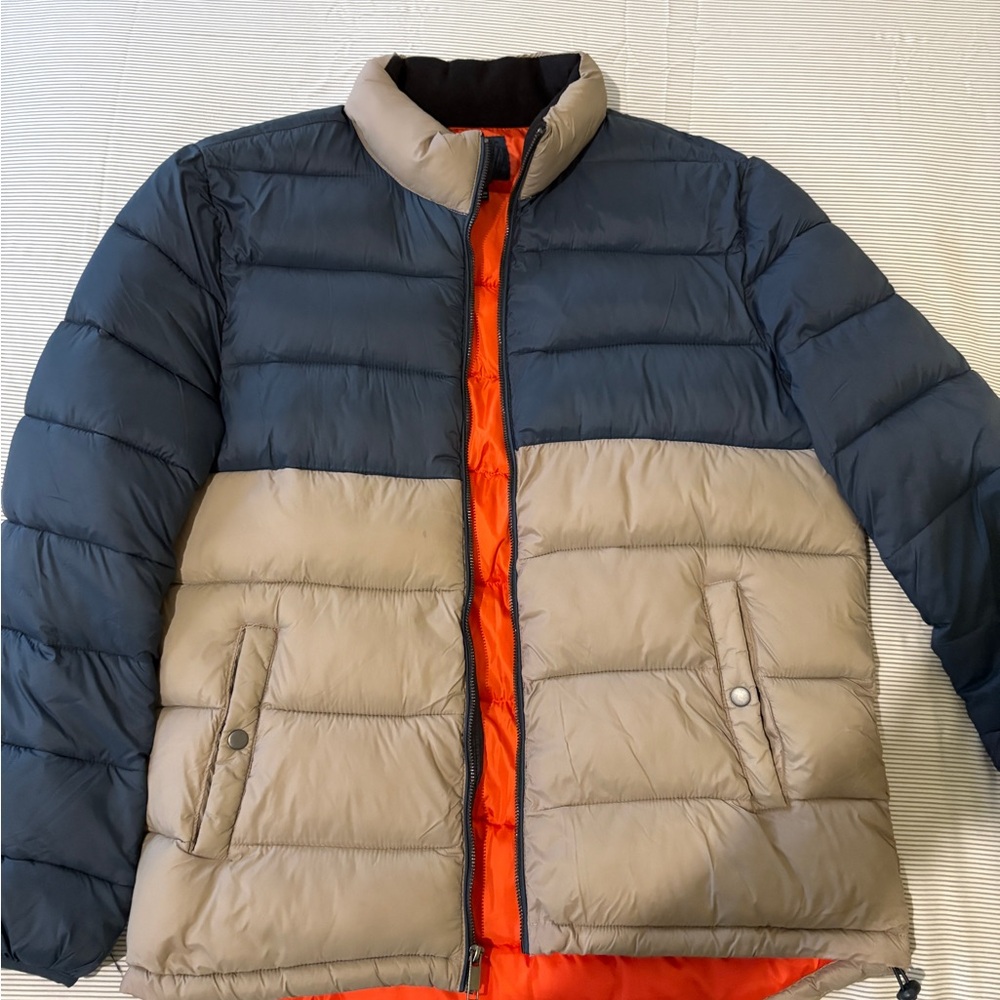 Men's Two-Tone Puffer Jacket - Navy and Tan